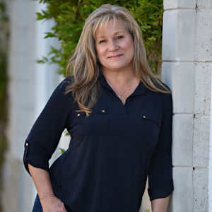 Meet your Posher, Lori